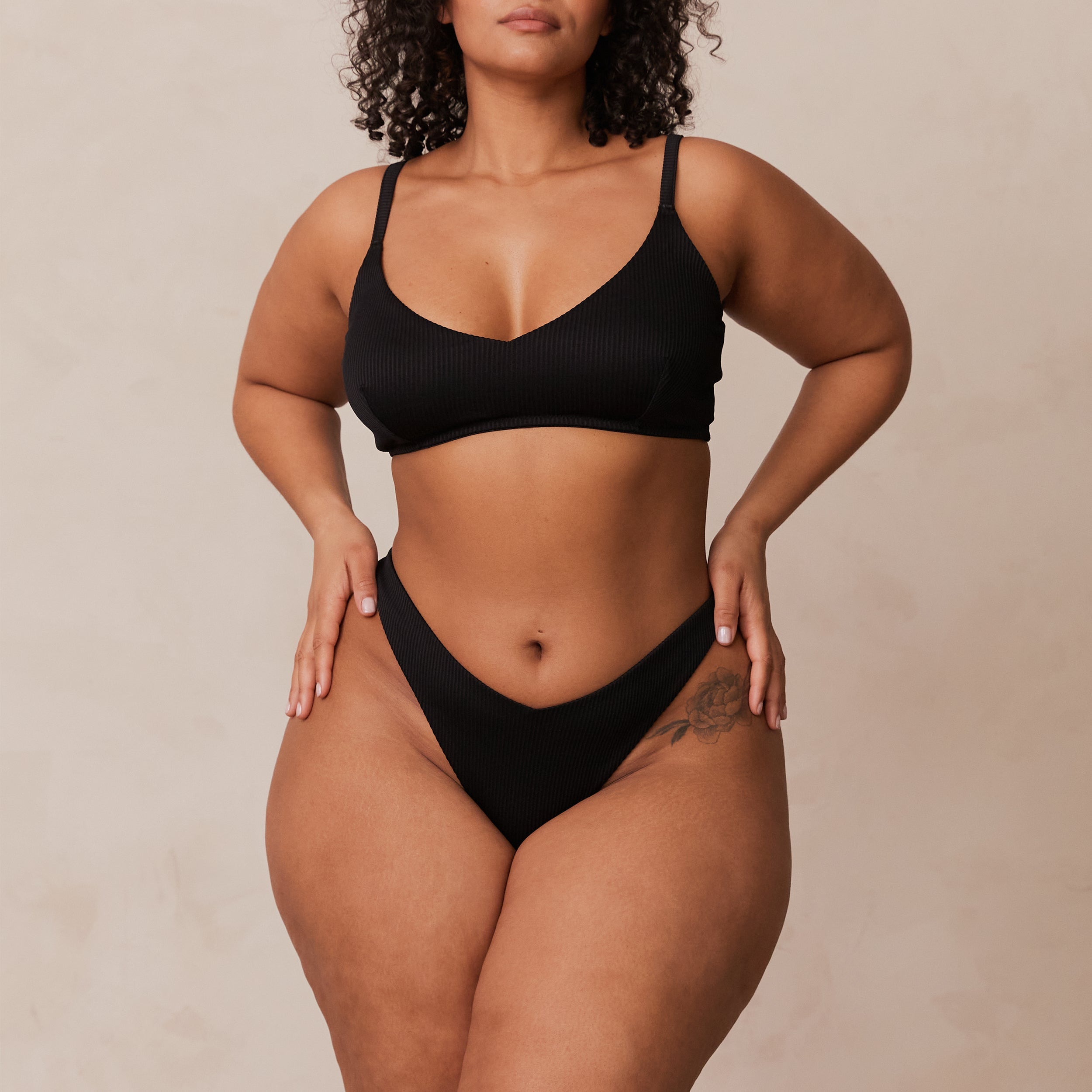 Ribbed Triangle Bra - Black - Image 19