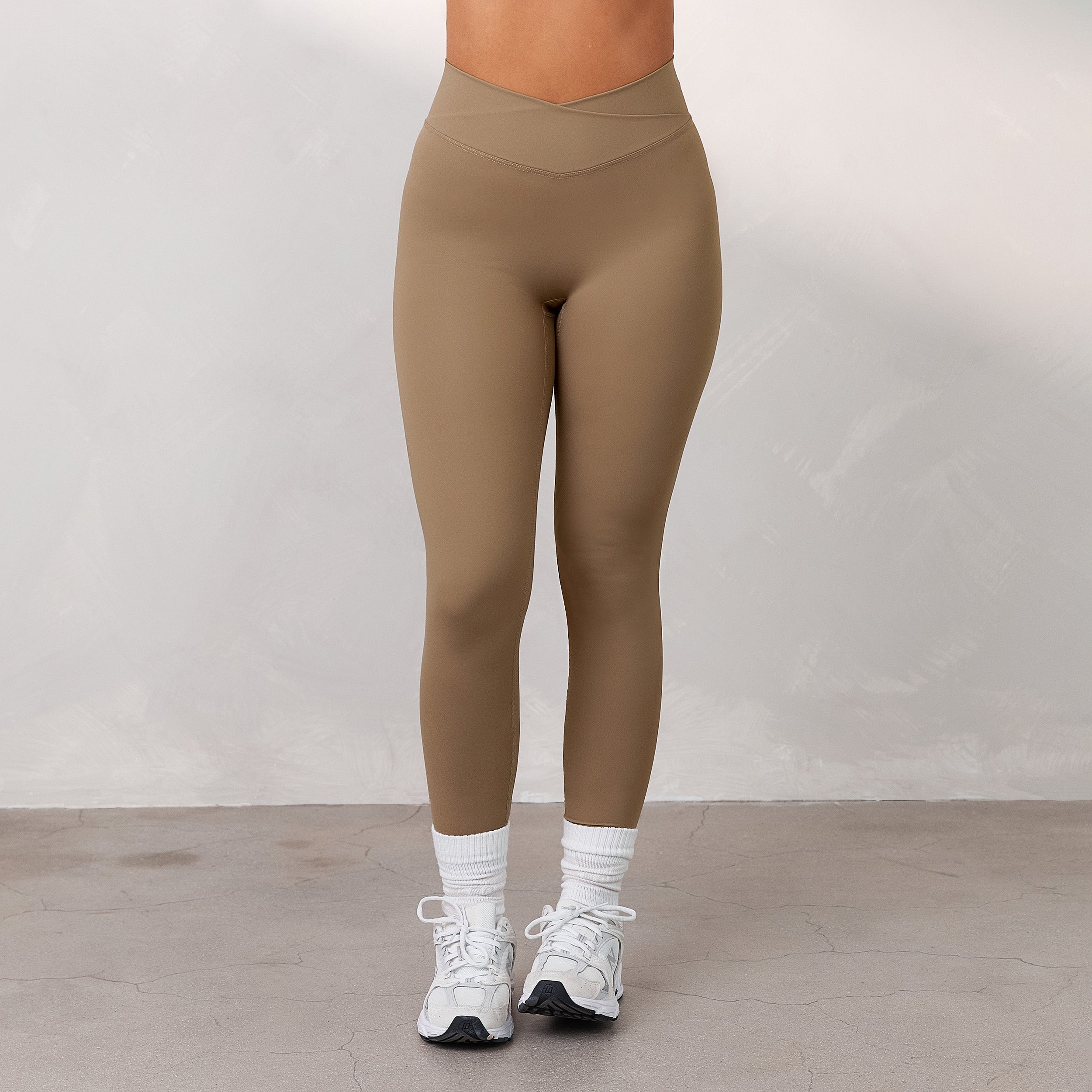 Silhouette Crossover Leggings - Toffee - Image 2