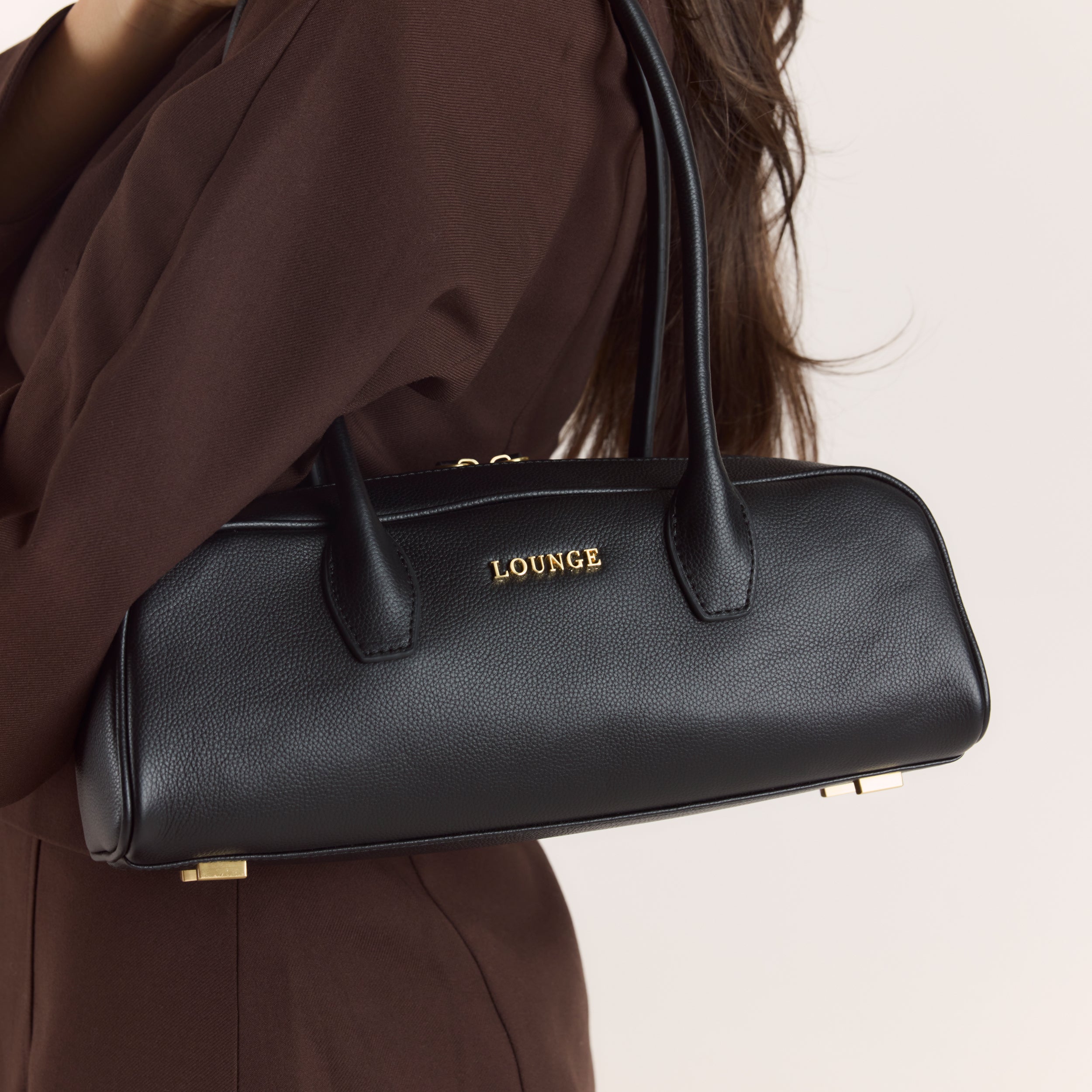 Averi Shoulder Bag - Black - Image 3