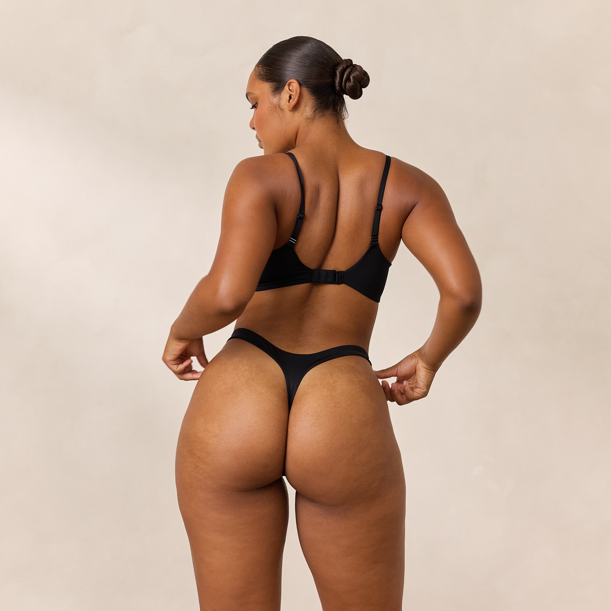 Free Form Bra - Black - Image 2