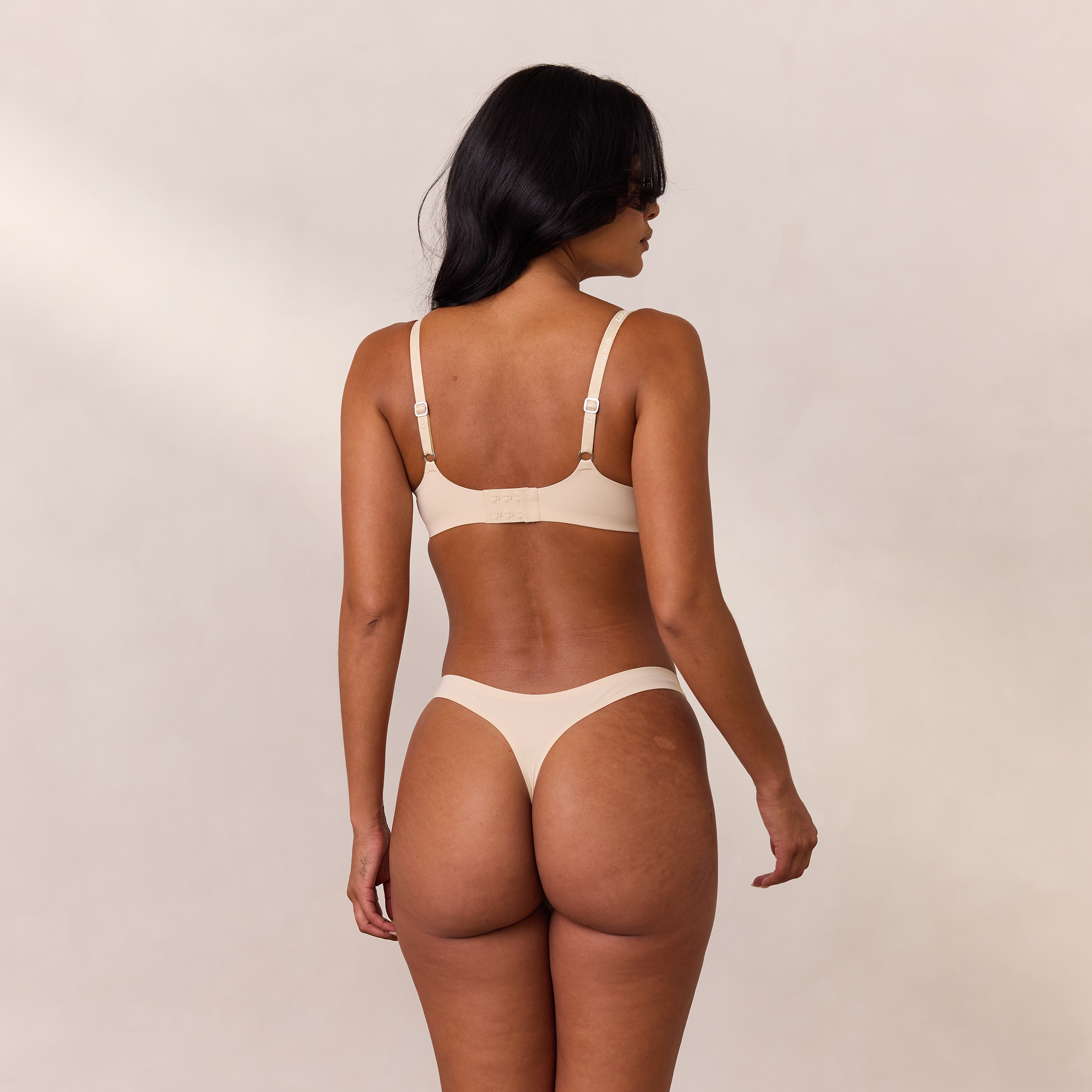 Invisible Form T-Shirt Bra - Vanilla - Image 2