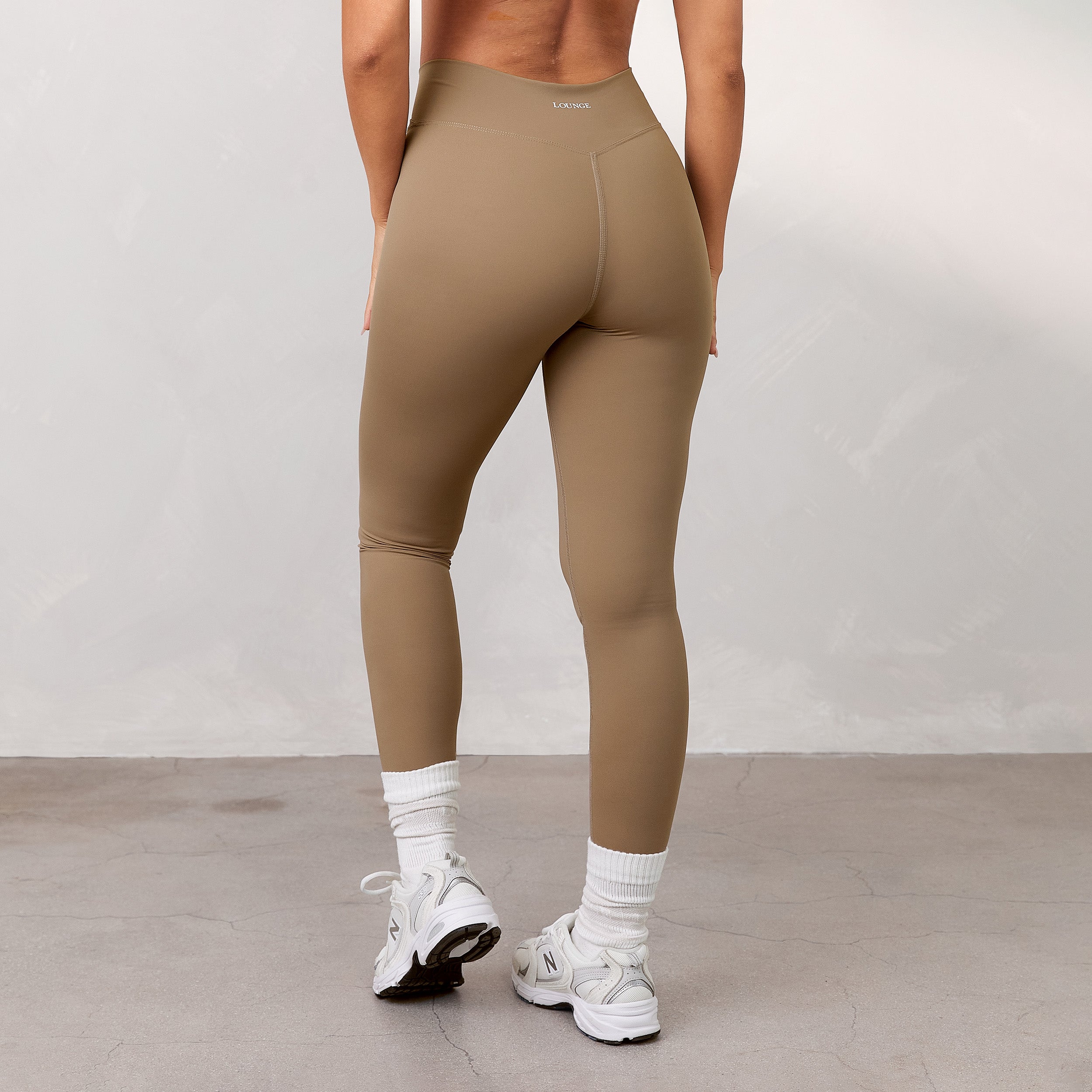 Silhouette Crossover Leggings - Toffee - Image 3