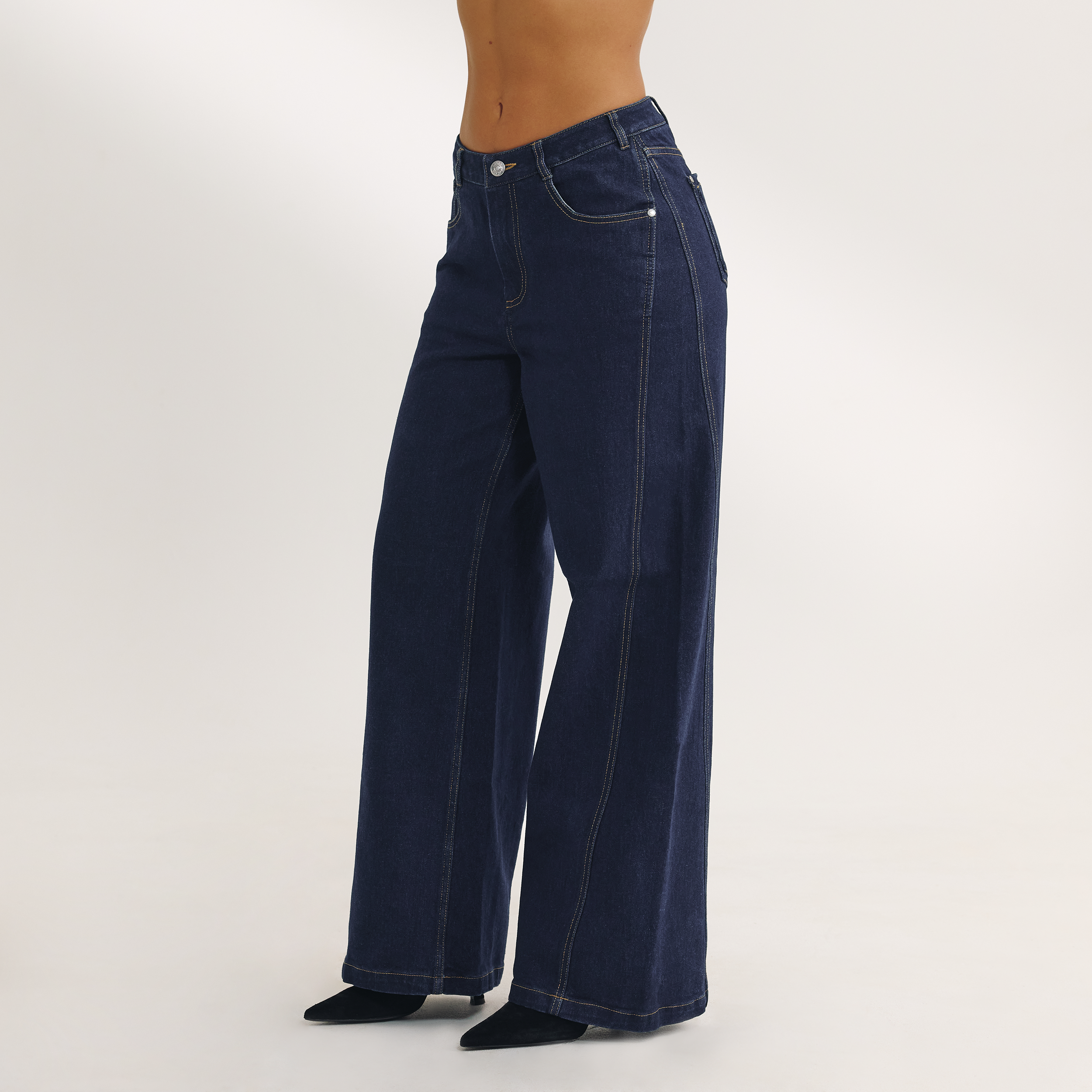 Dipped-Waist Wide-Leg Jeans - Indigo Blue - Image 5