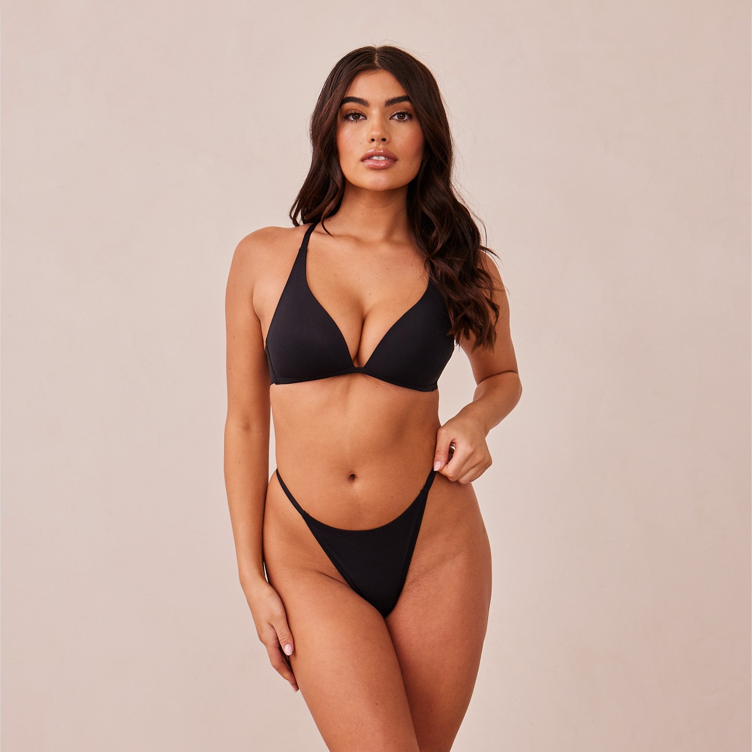 Light Non-Wired Plunge T-Shirt Bra - Black - Image 6
