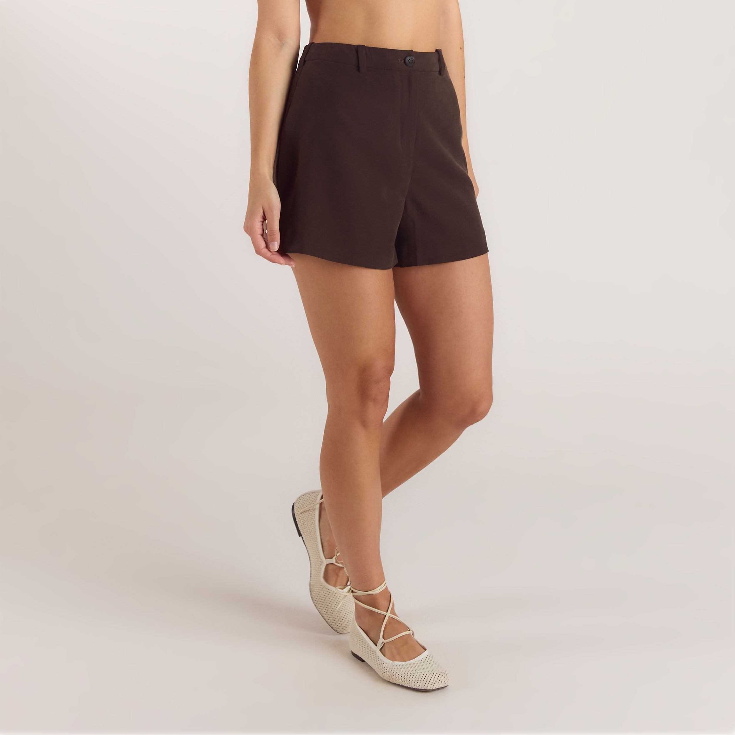 High-Waisted Tailored Shorts - Chocolate - Image 6