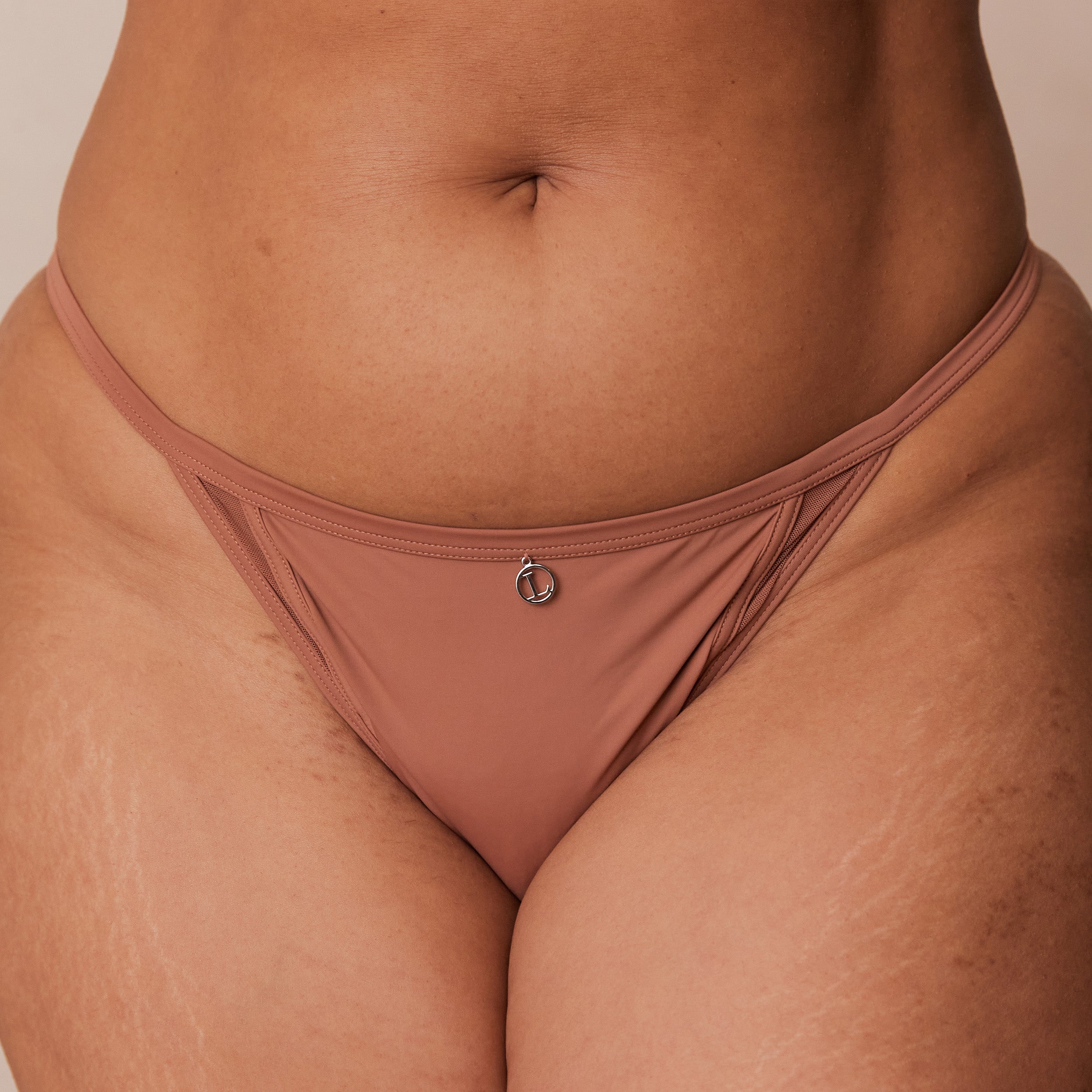Classic Plunge T-shirt Bra - Mocha - Image 22